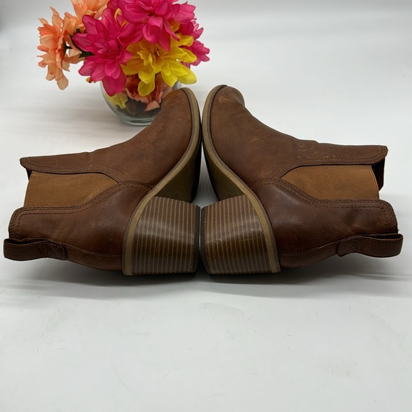 Timberland Brown Leather Chelsea Ankle Boot Size 9.5 MCA6533 - Picture 5 of 8